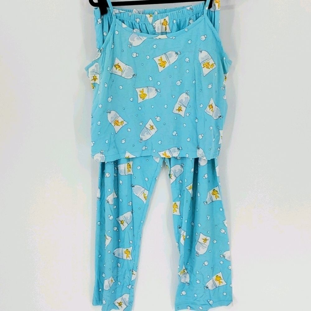 Adorable‎ PJ'S,  No Boundaries,  large. Good used condition and quality.